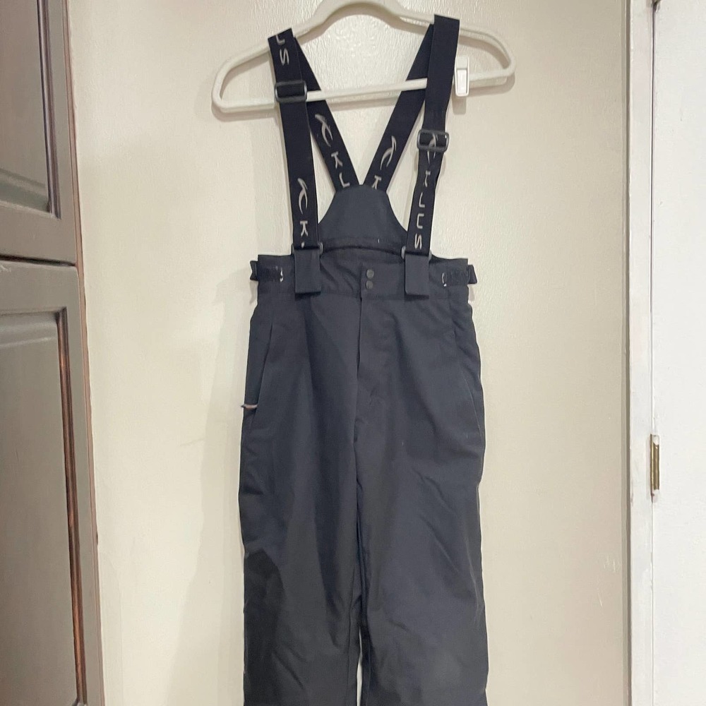 Kjus Boys 10 vector pants solid black bib pants ski snow with suspenders